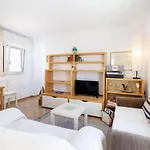 Apartman Spacious In 65 M²